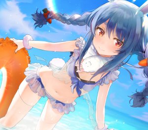 兎田ぺこら,Hololive,seicoh,兽耳,露肩,水着,青发,三股辫,露胸,兔耳,发饰,holding,长发,视线正对,露脐,红色眼,貧乳,笑顔,single,泳装,黑丝,双马尾,Vtuber,白丝